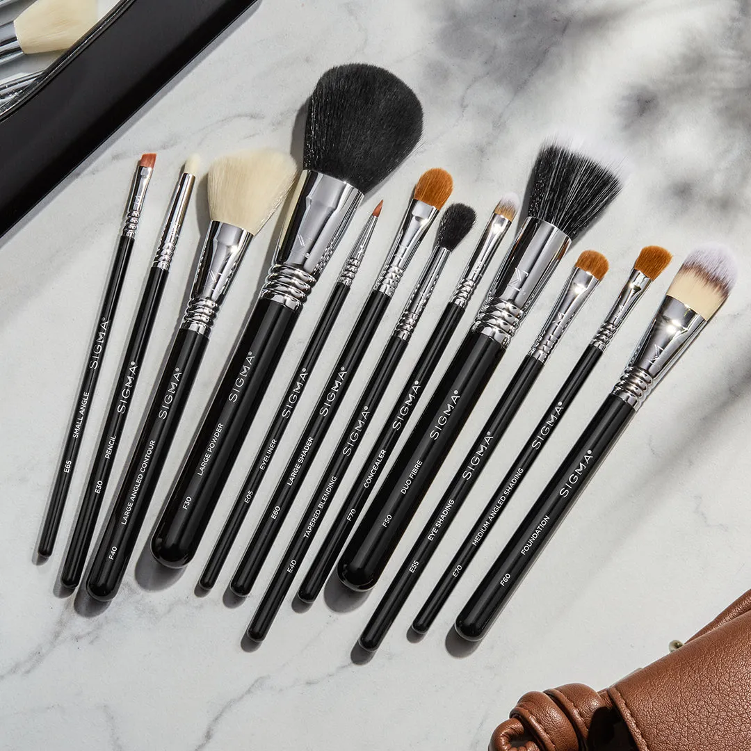 ESSENTIAL BRUSH SET